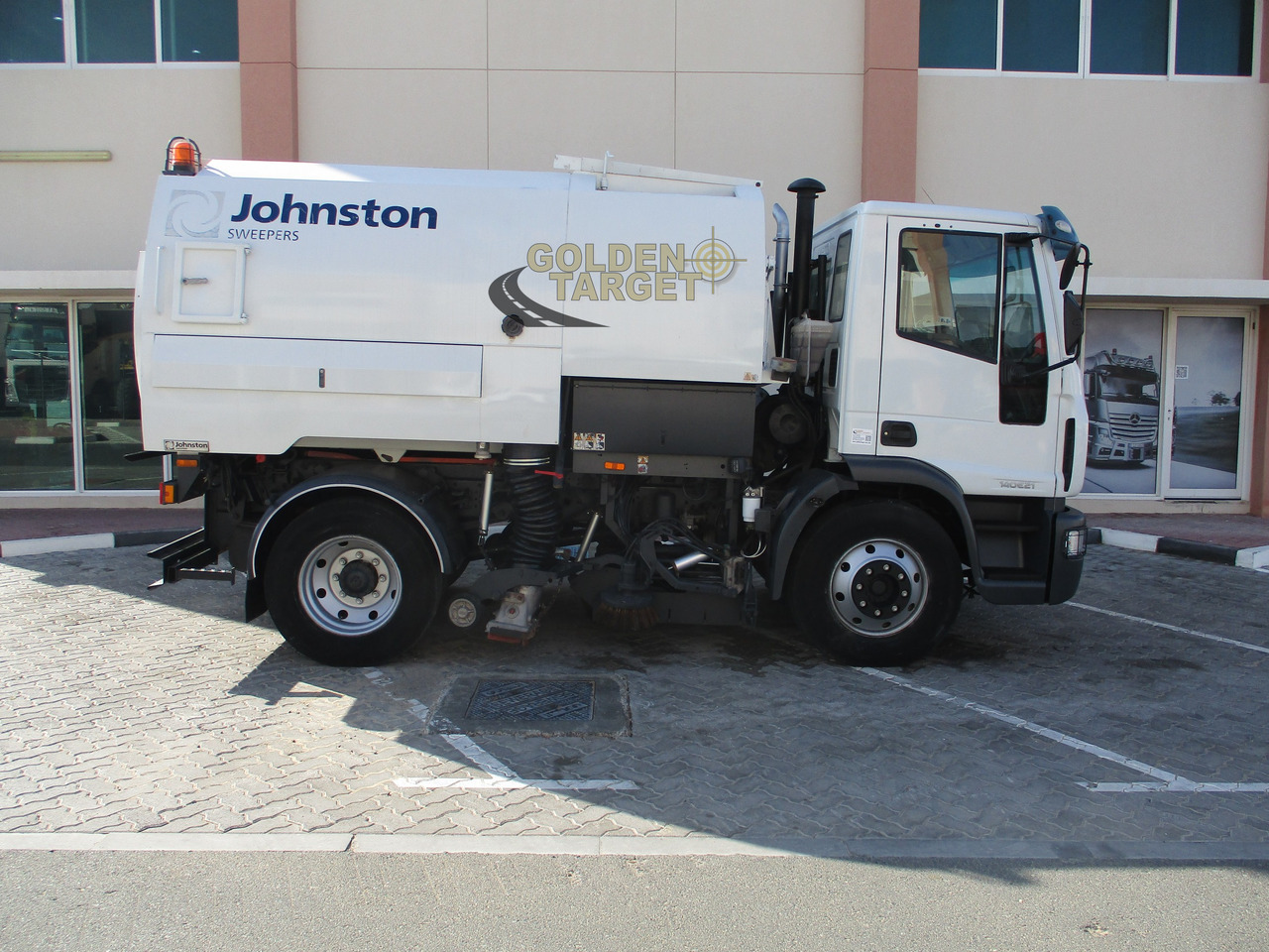 JOHNSTON VT650 Road Sweeper - Balayeuse de voirie: photos 5 JOHNSTON VT650 Road Sweeper - Balayeuse de voirie: photos 5
