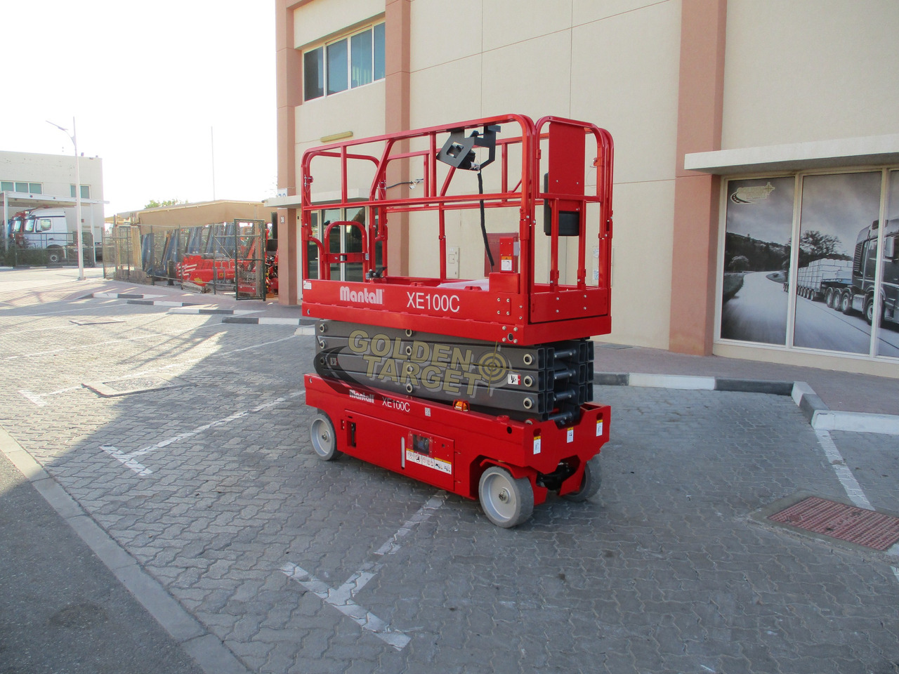 MANTALL XE100C-2024 Scissor Lift - Nacelle ciseaux: photos 1 MANTALL XE100C-2024 Scissor Lift - Nacelle ciseaux: photos 1