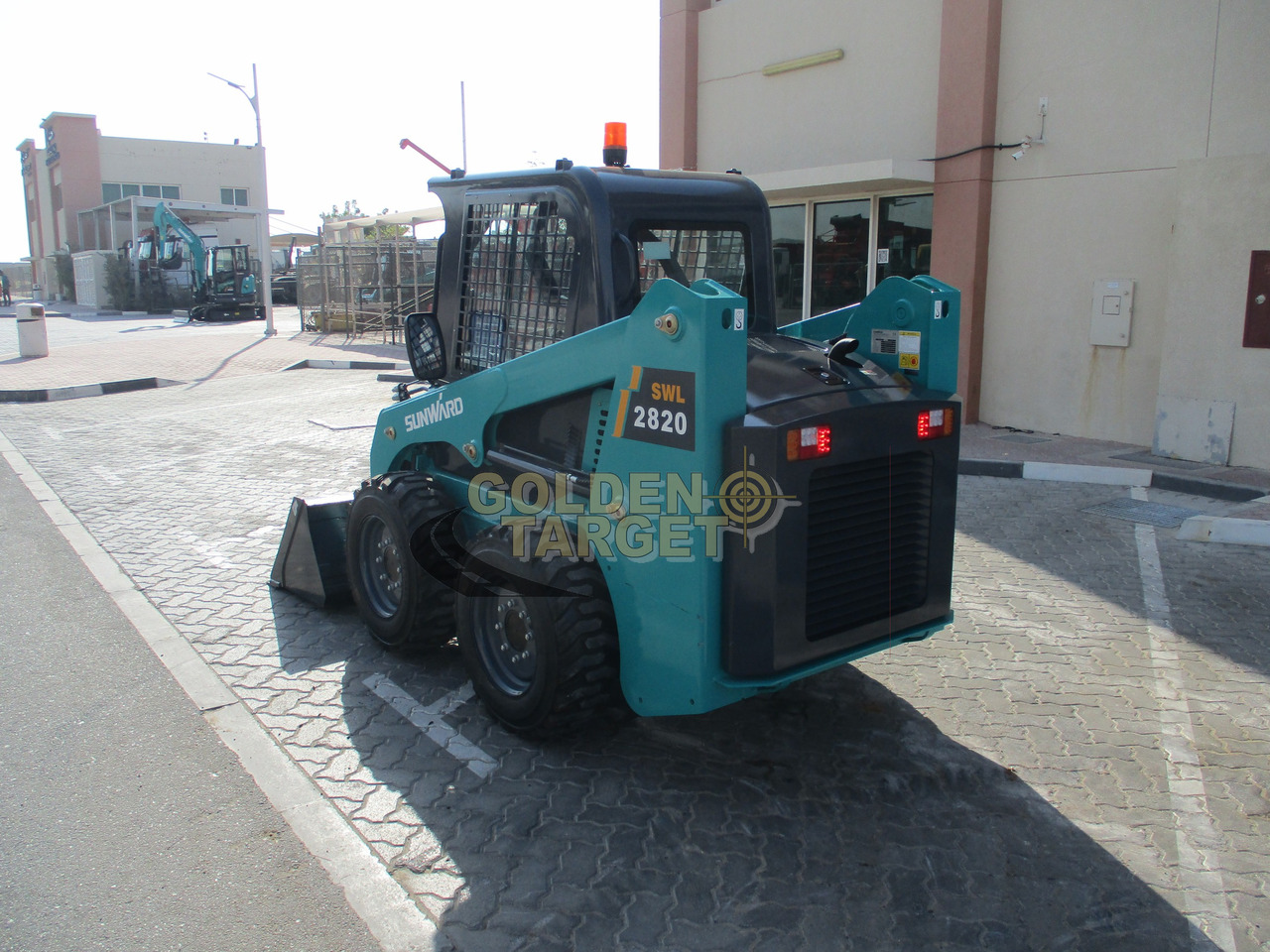 SUNWARD SWL 2820 Skid Steer Loader - Mini chargeuse: photos 4 SUNWARD SWL 2820 Skid Steer Loader - Mini chargeuse: photos 4