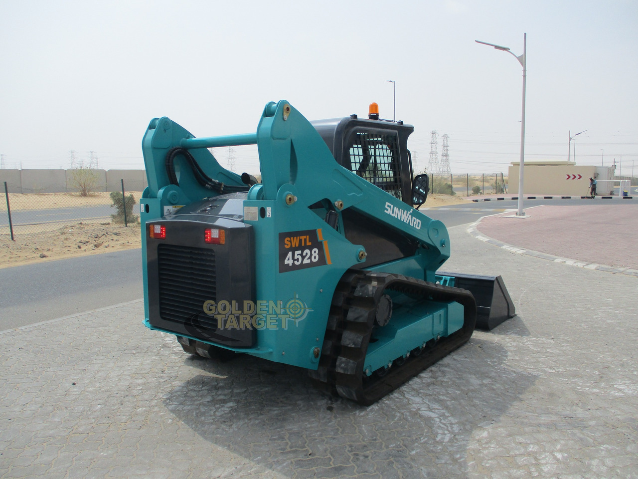 SUNWARD SWTL4528 Skid Steer - Mini chargeuse: photos 3 SUNWARD SWTL4528 Skid Steer - Mini chargeuse: photos 3