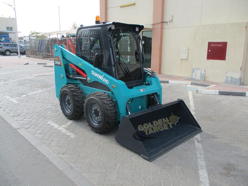Sunward SWL 2820 Skid Steer Loader - Chargeuse: photos 1 Sunward SWL 2820 Skid Steer Loader - Chargeuse: photos 1