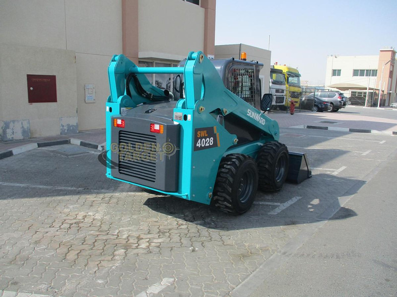 Sunward SWL4028 Skid Steer Loader - Chargeuse: photos 3 Sunward SWL4028 Skid Steer Loader - Chargeuse: photos 3
