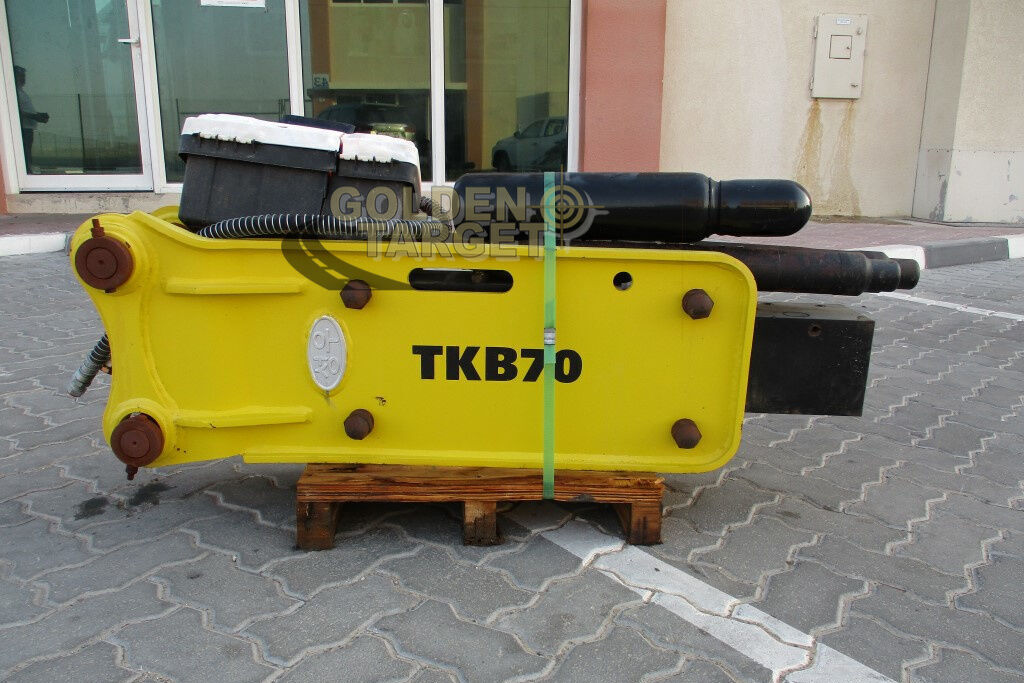 TKB70 Hydraulic Hammer - Marteau hydraulique: photos 1 TKB70 Hydraulic Hammer - Marteau hydraulique: photos 1