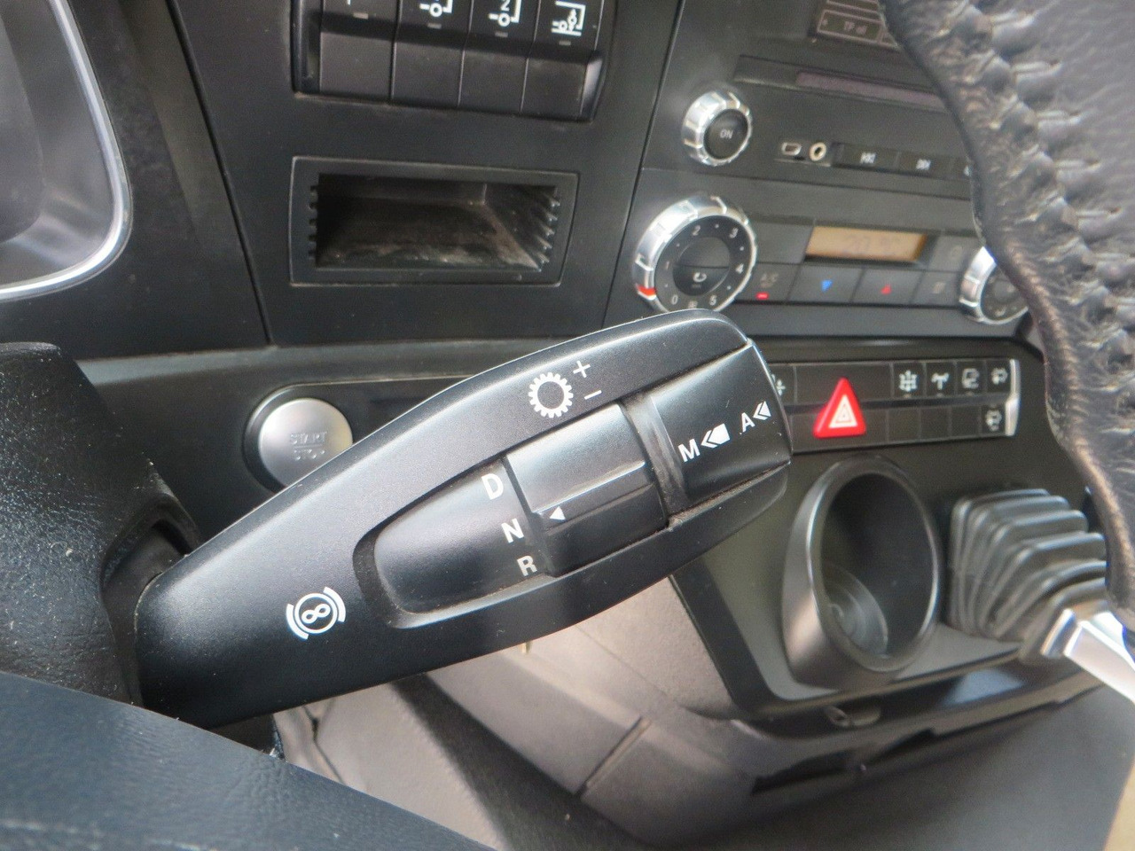 Tracteur routier Mercedes-Benz Actros 1845 LS Retarder Hydraulic: photos 15