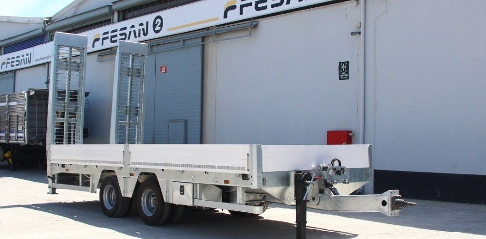 Fesan DRAWBAR TRAILER WITH CENTRAL AXLES - Remorque plateau: photos 3 Fesan DRAWBAR TRAILER WITH CENTRAL AXLES - Remorque plateau: photos 3