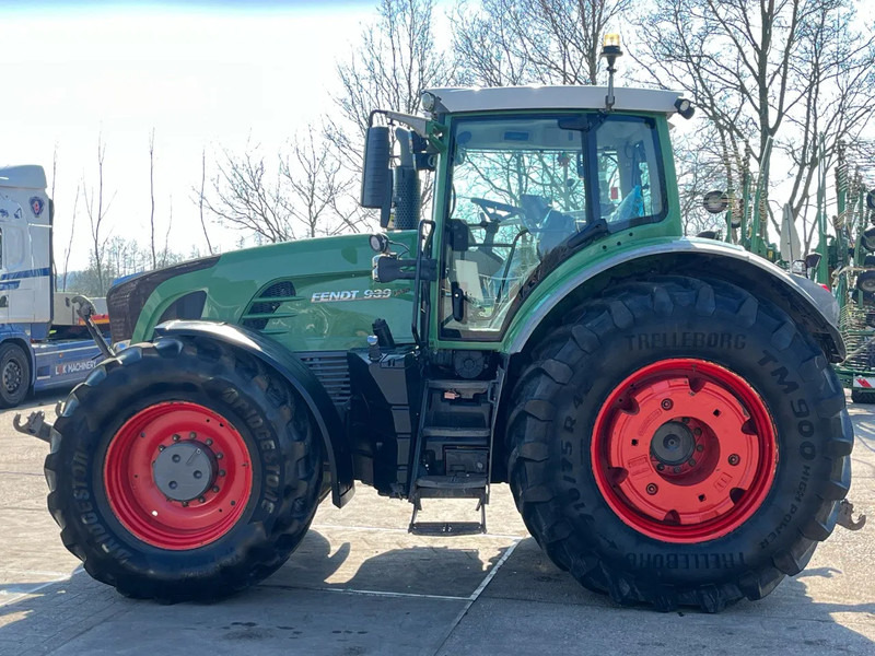 Fendt Fendt 939 vario profi plus TMS Fendt 939 vario profi plus TMS AIRCO - Tracteur agricole: photos 4 Fendt Fendt 939 vario profi plus TMS Fendt 939 vario profi plus TMS AIRCO - Tracteur agricole: photos 4