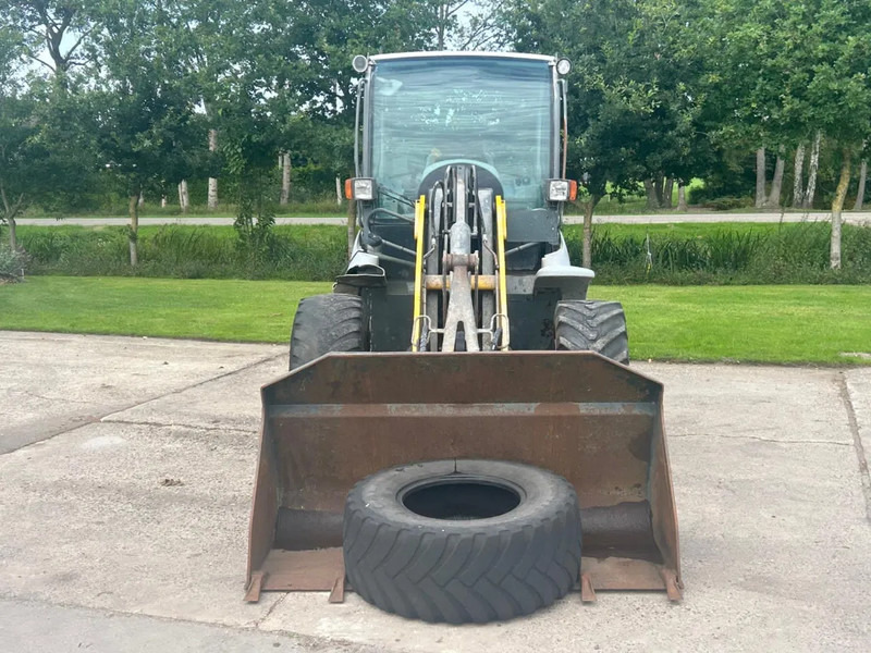 Kramer Allrad 680 shovel Kramer - Chargeuse sur pneus: photos 3 Kramer Allrad 680 shovel Kramer - Chargeuse sur pneus: photos 3