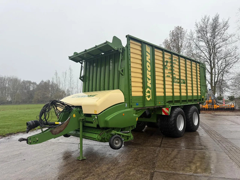 Krone ZX 450 GL Ladewagen 1996 vrachten! Opraapwagen - Machine agricole: photos 2 Krone ZX 450 GL Ladewagen 1996 vrachten! Opraapwagen - Machine agricole: photos 2