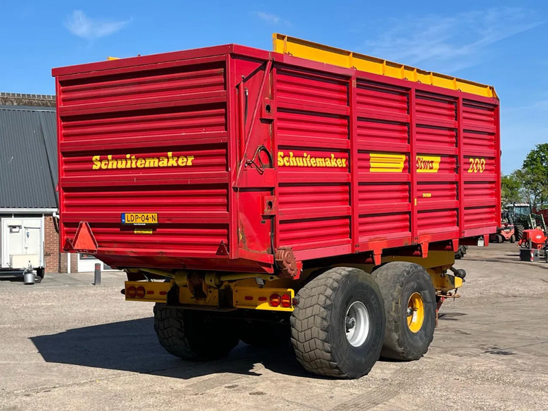 Schuitemaker Siwa 200 silagewagen - Machine agricole: photos 2 Schuitemaker Siwa 200 silagewagen - Machine agricole: photos 2