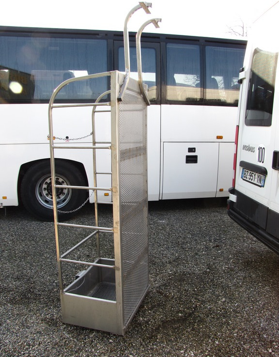 Porte ski Inox : - Outil/ Équipement: photos 4 Porte ski Inox : - Outil/ Équipement: photos 4