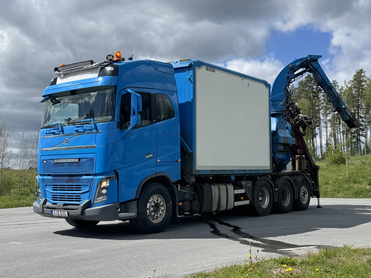 Huggbilsekipage Volvo FH16 750 8X4 -2019 | HIAB | ERJO | Full-luft - Camion, Broyeur de végétaux: photos 1 Huggbilsekipage Volvo FH16 750 8X4 -2019 | HIAB | ERJO | Full-luft - Camion, Broyeur de végétaux: photos 1