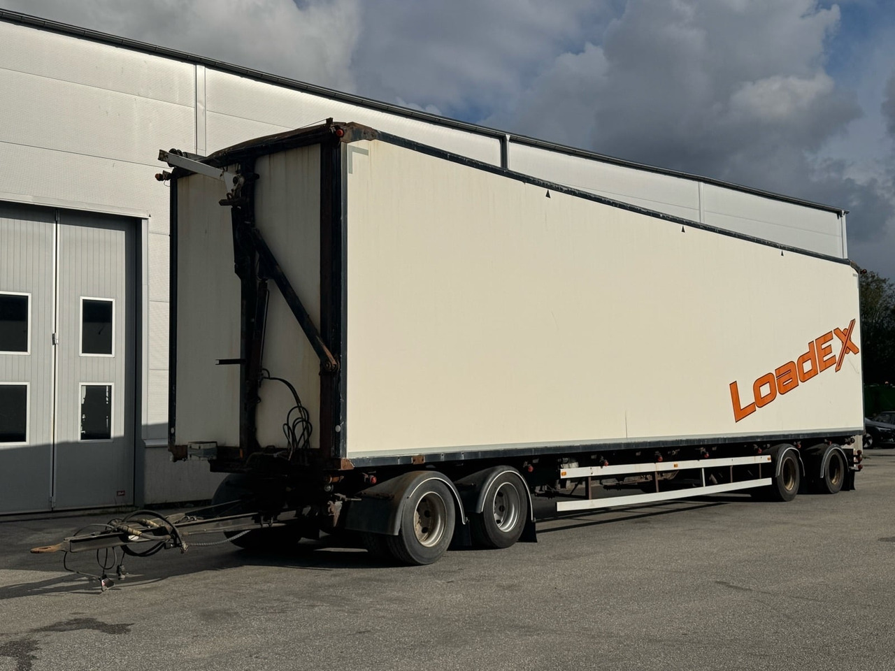 Flissläp Eksjövagnen FS 18-20 -2015 | Reparationsobjekt - Remorque fourgon: photos 1 Flissläp Eksjövagnen FS 18-20 -2015 | Reparationsobjekt - Remorque fourgon: photos 1