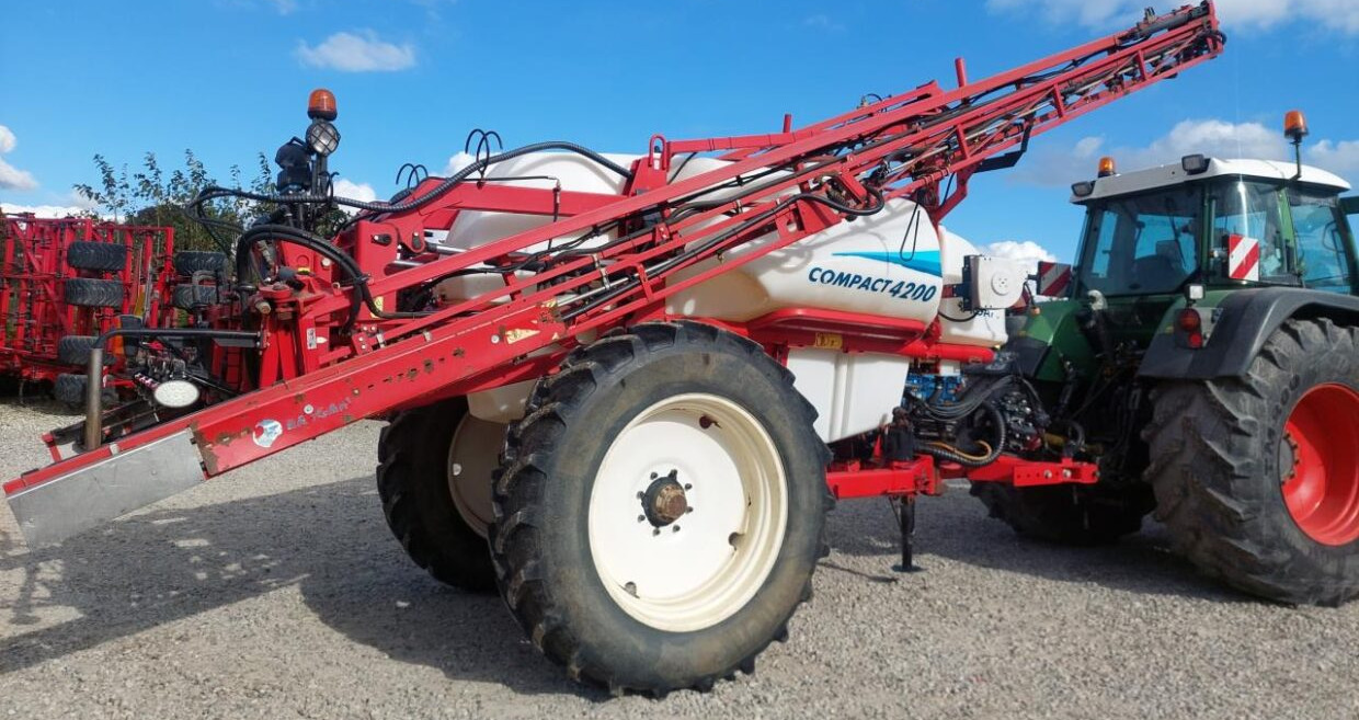 Bargam COMPACT 4200 -28M - Pulvérisateur traîné: photos 5 Bargam COMPACT 4200 -28M - Pulvérisateur traîné: photos 5