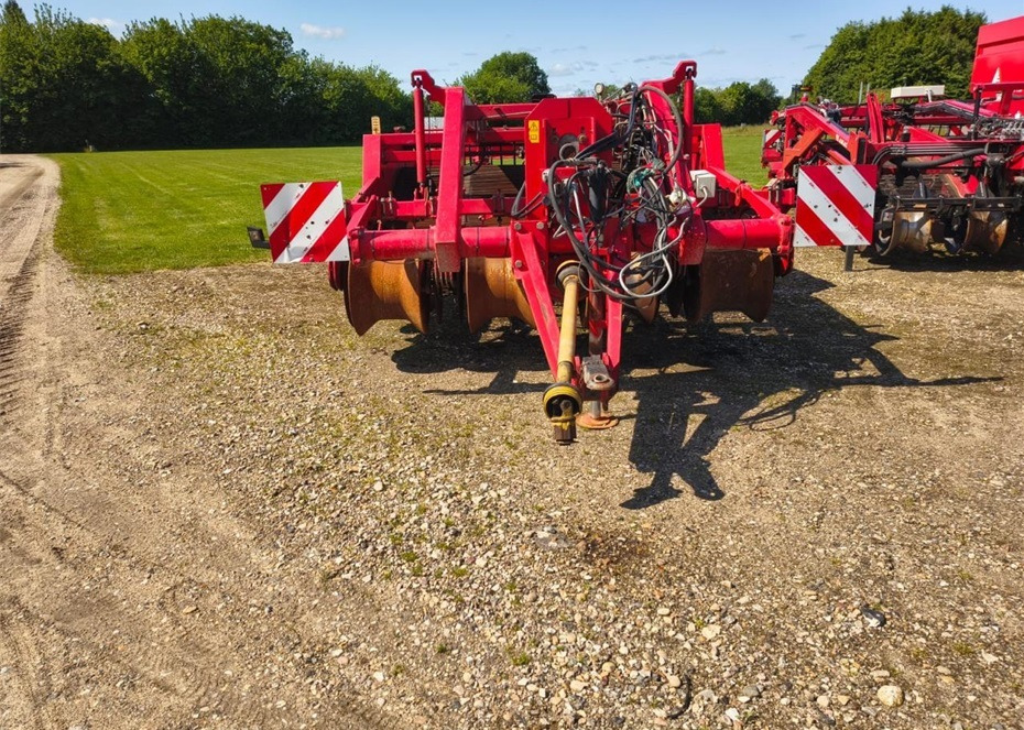 Grimme RL3000 - Arracheuse de pommes de terre: photos 2 Grimme RL3000 - Arracheuse de pommes de terre: photos 2