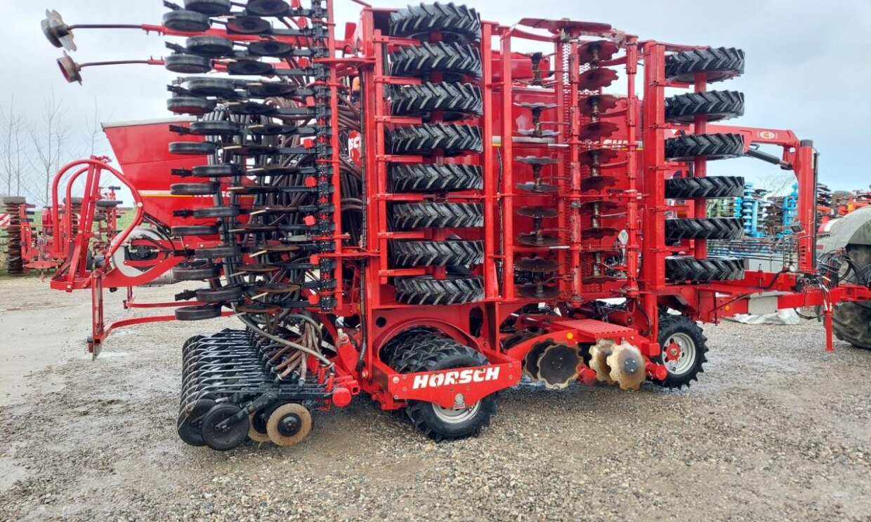 Horsch Pronto 8 DC - DouDrill og kran - Semoir: photos 2 Horsch Pronto 8 DC - DouDrill og kran - Semoir: photos 2