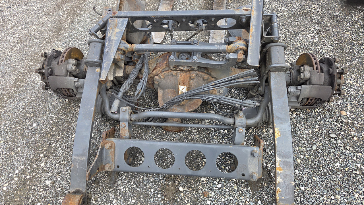 MERCEDES-BENZ REAL AXLE MERCEDES ATEGO EURO 6 - Différentiel pour Camion: photos 1 MERCEDES-BENZ REAL AXLE MERCEDES ATEGO EURO 6 - Différentiel pour Camion: photos 1