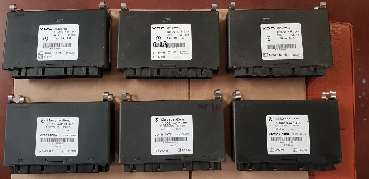 Mercedes-Benz ACTROS ATEGO - Bloc de gestion pour Camion: photos 3 Mercedes-Benz ACTROS ATEGO - Bloc de gestion pour Camion: photos 3