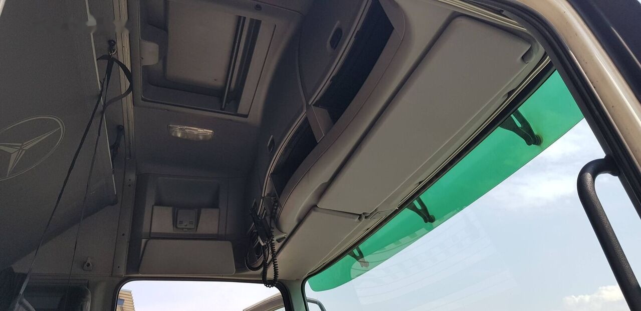 Cabine pour Camion Mercedes-Benz ACTROS MP2: photos 18
