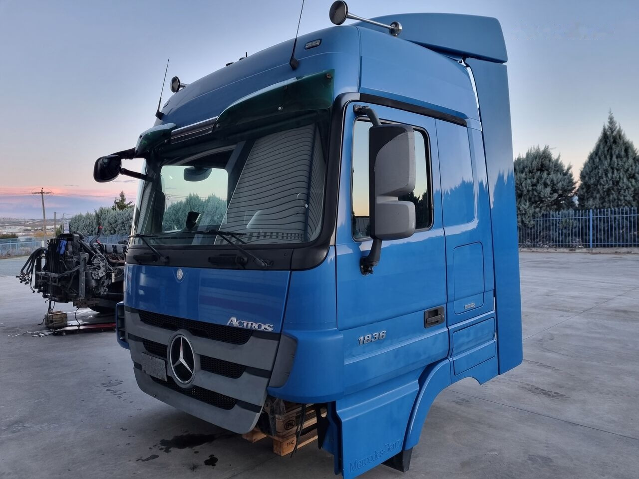 Cabine pour Camion Mercedes-Benz ACTROS MP3: photos 8