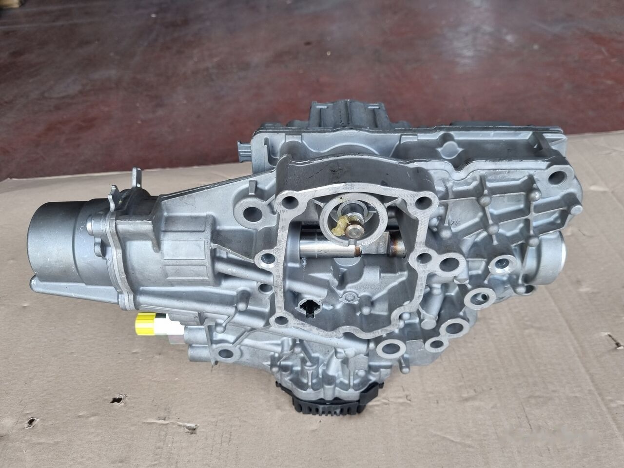 WABCO SHIFTING CYLINDER Mercedes-Benz ACTROS MP4 EURO 6 - Levier de vitesse pour Camion: photos 2 WABCO SHIFTING CYLINDER Mercedes-Benz ACTROS MP4 EURO 6 - Levier de vitesse pour Camion: photos 2