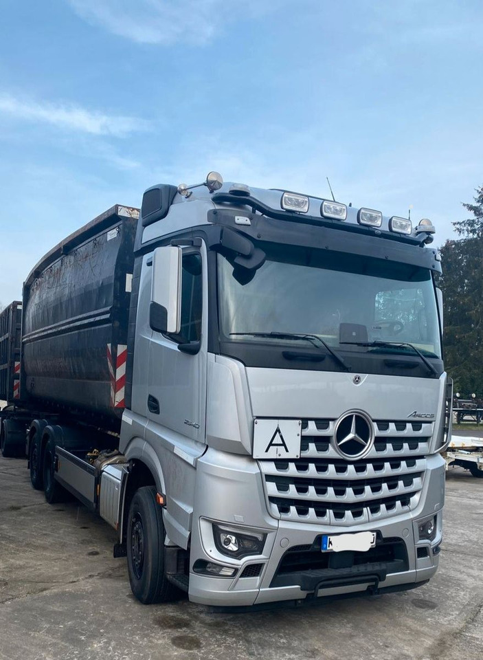 Mercedes-Benz Acocs 2548 6x2 Hakenabroller - Camion ampliroll: photos 2 Mercedes-Benz Acocs 2548 6x2 Hakenabroller - Camion ampliroll: photos 2
