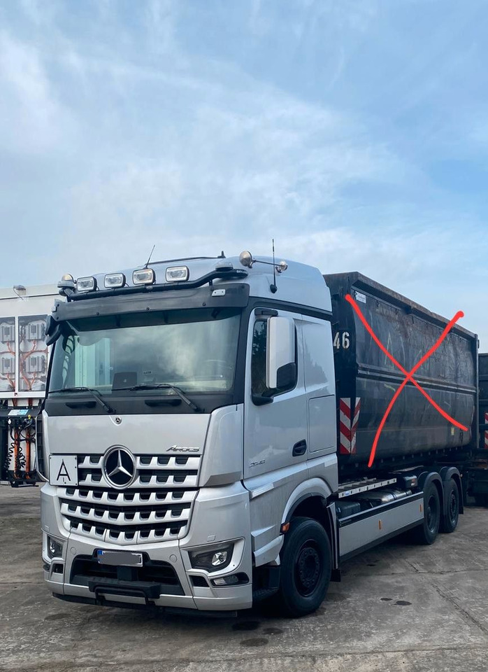 Mercedes-Benz Acocs 2548 6x2 Hakenabroller - Camion ampliroll: photos 1 Mercedes-Benz Acocs 2548 6x2 Hakenabroller - Camion ampliroll: photos 1