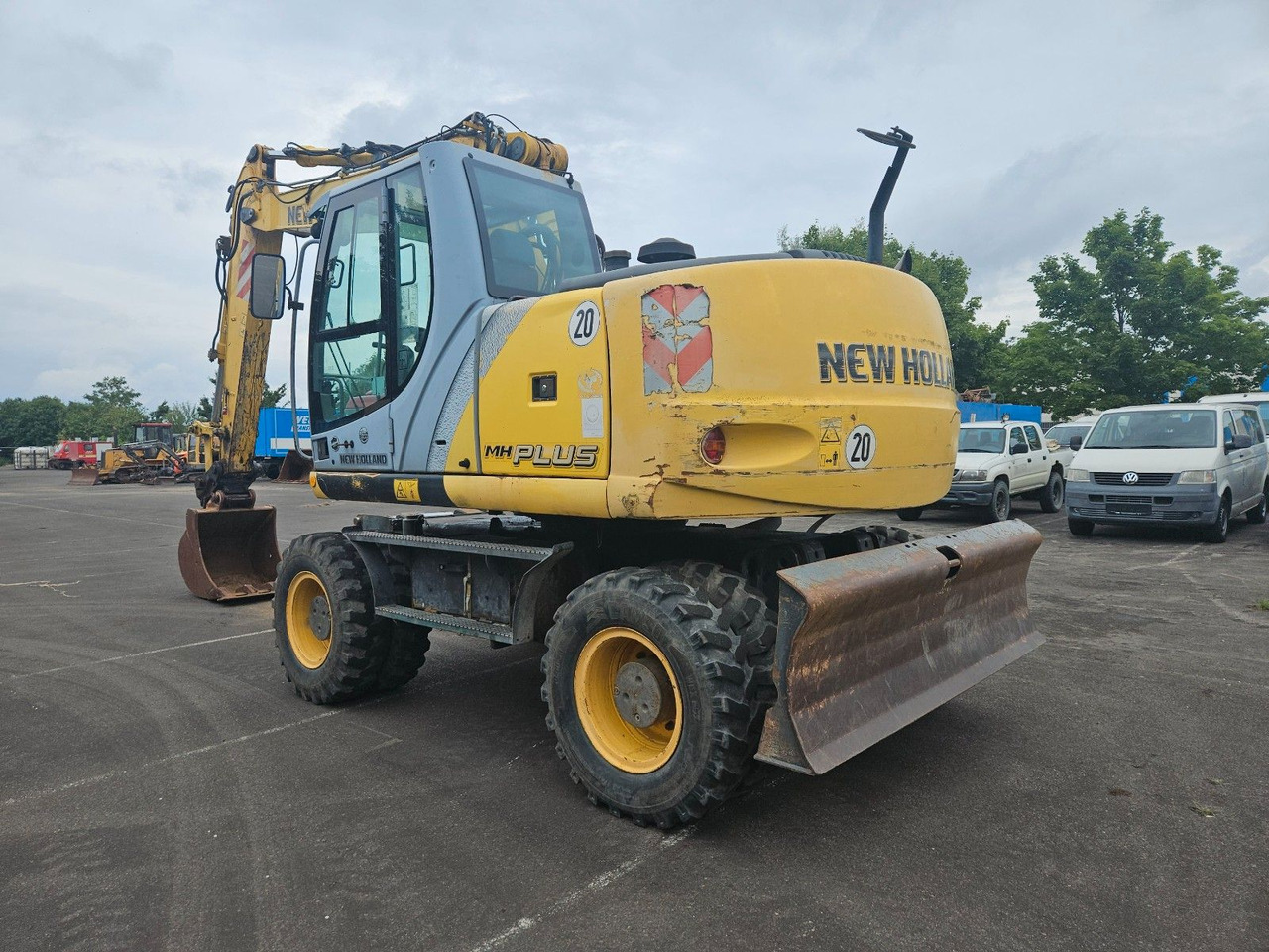 New Holland MH Plus 18t Mobilbagger - Pelle sur pneus: photos 2 New Holland MH Plus 18t Mobilbagger - Pelle sur pneus: photos 2