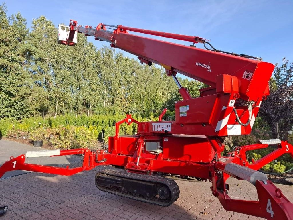 Teupen Leo 26T - Camion avec nacelle: photos 4 Teupen Leo 26T - Camion avec nacelle: photos 4