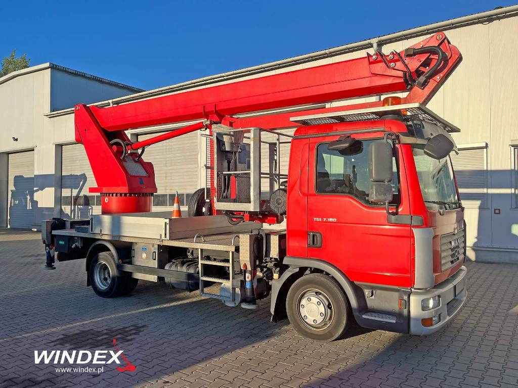 Wumag WT 250 - Camion avec nacelle: photos 1 Wumag WT 250 - Camion avec nacelle: photos 1