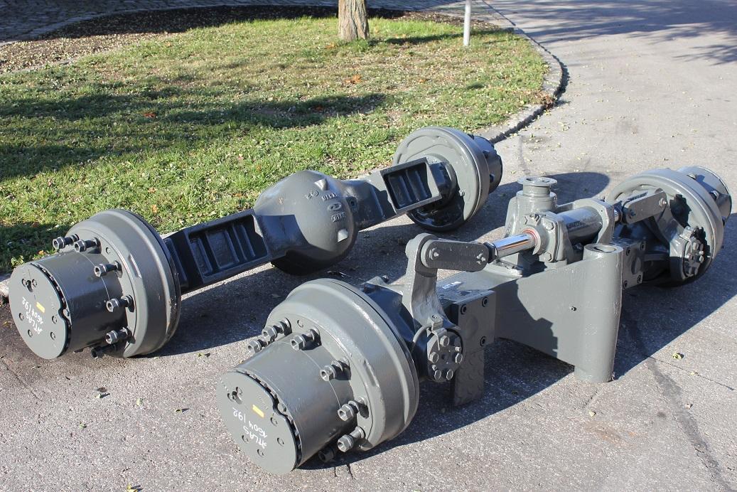 Atlas 1604 K - Essieu et pièces pour Engins de chantier: photos 1 Atlas 1604 K - Essieu et pièces pour Engins de chantier: photos 1