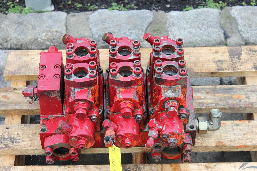 Atlas 1704 LC - Valve hydraulique pour Engins de chantier: photos 5 Atlas 1704 LC - Valve hydraulique pour Engins de chantier: photos 5