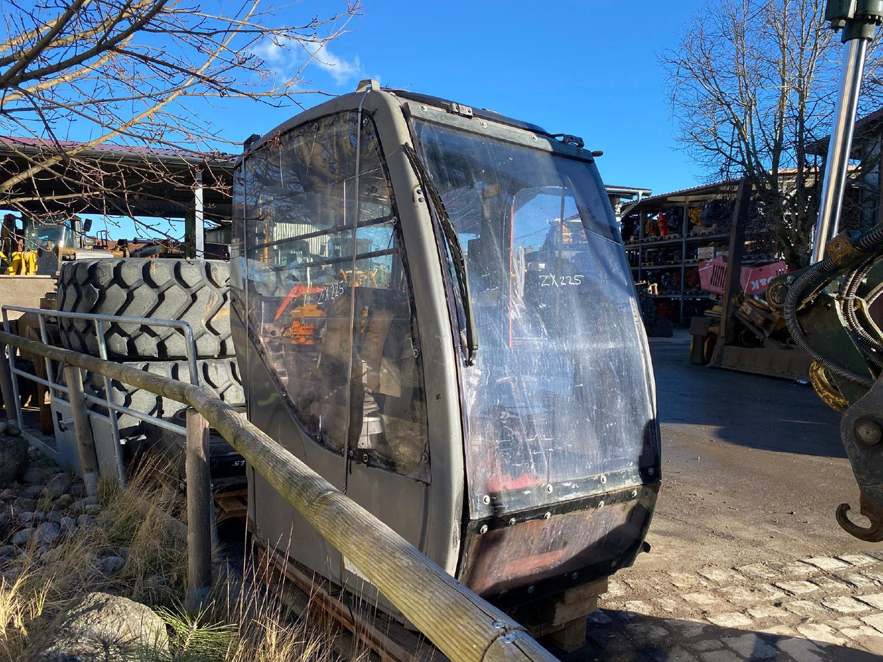 Hitachi ZX 225 - Cabine pour Engins de chantier: photos 4 Hitachi ZX 225 - Cabine pour Engins de chantier: photos 4