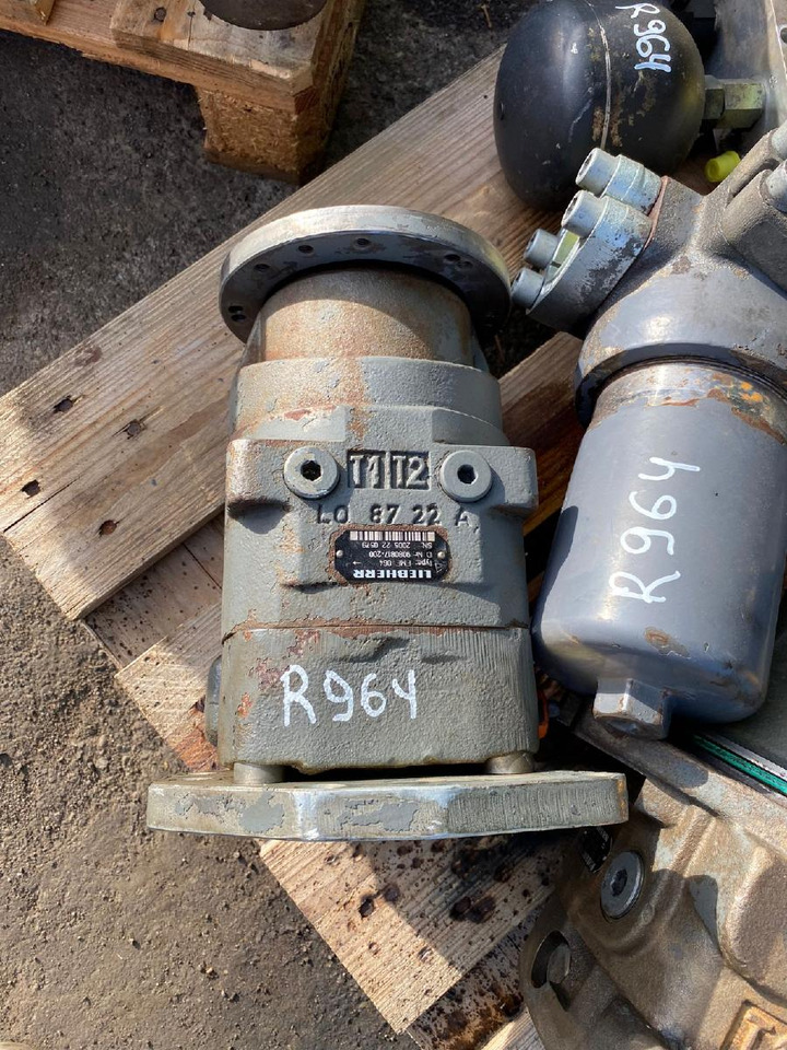Liebherr FMF 064 aus R 964 - Moteur hydraulique pour Engins de chantier: photos 1 Liebherr FMF 064 aus R 964 - Moteur hydraulique pour Engins de chantier: photos 1