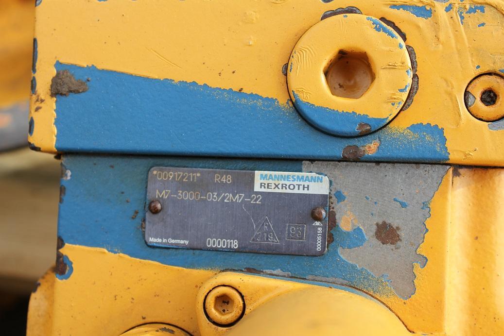 Liebherr LR 622 - Valve hydraulique pour Engins de chantier: photos 4 Liebherr LR 622 - Valve hydraulique pour Engins de chantier: photos 4