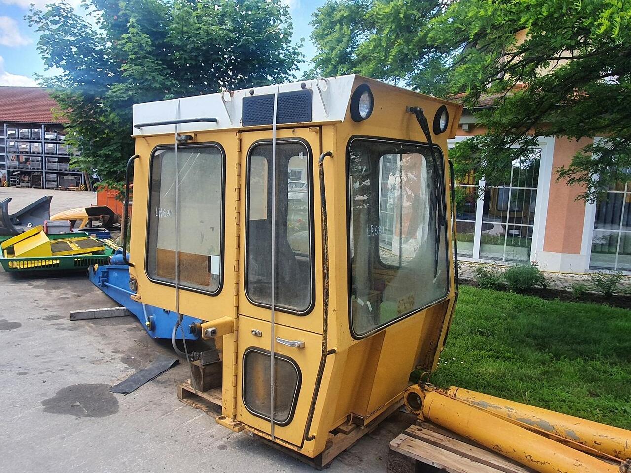 Liebherr LR 631 - Cabine pour Chargeuse sur chenilles: photos 3 Liebherr LR 631 - Cabine pour Chargeuse sur chenilles: photos 3