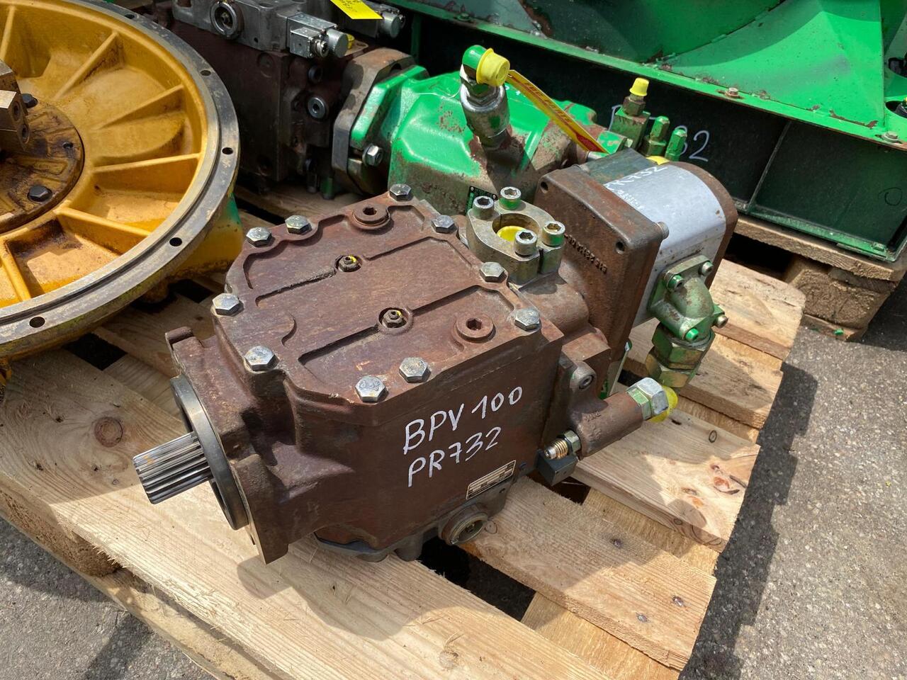 Liebherr Linde BPV 100 aus PR 732 - Pompe hydraulique pour Engins de chantier: photos 4 Liebherr Linde BPV 100 aus PR 732 - Pompe hydraulique pour Engins de chantier: photos 4