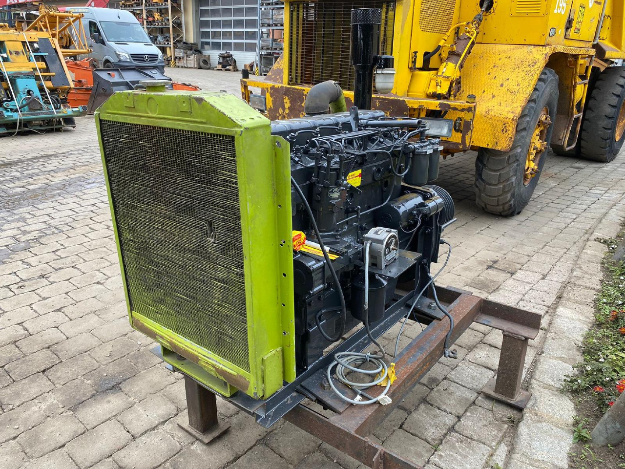 Perkins - Moteur pour Engins de chantier: photos 3 Perkins - Moteur pour Engins de chantier: photos 3