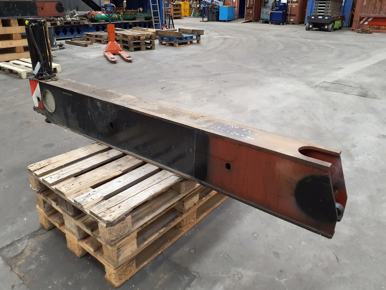 Compact truck CT-2 outrigger beam complete - Suspension pour Grue mobile: photos 4 Compact truck CT-2 outrigger beam complete - Suspension pour Grue mobile: photos 4