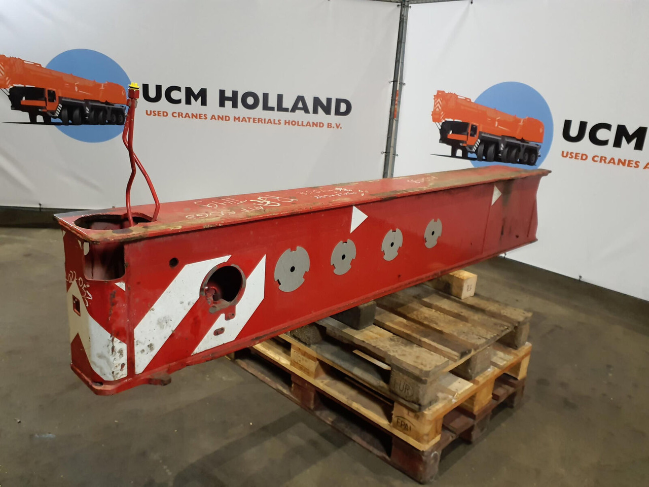 FAUN ATF 50G-3 outrigger beam rear - Suspension pour Grue: photos 2 FAUN ATF 50G-3 outrigger beam rear - Suspension pour Grue: photos 2