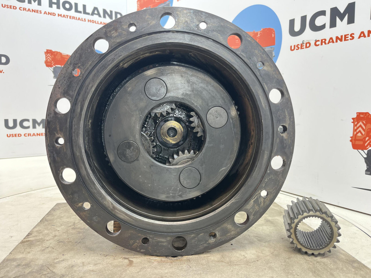 FAUN RTF 30-2 planetary gear 22-25-74-38-4pl-H137-46 - Moteur de translation pour Grue mobile: photos 4 FAUN RTF 30-2 planetary gear 22-25-74-38-4pl-H137-46 - Moteur de translation pour Grue mobile: photos 4