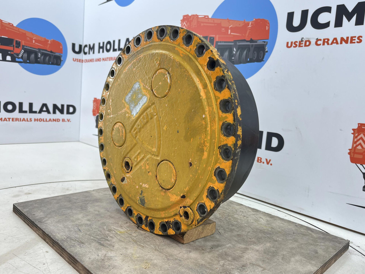 FAUN RTF 30 Planetary gear 15-23-63-36-3pl-H25-24 - Moteur de translation pour Grue mobile: photos 2 FAUN RTF 30 Planetary gear 15-23-63-36-3pl-H25-24 - Moteur de translation pour Grue mobile: photos 2