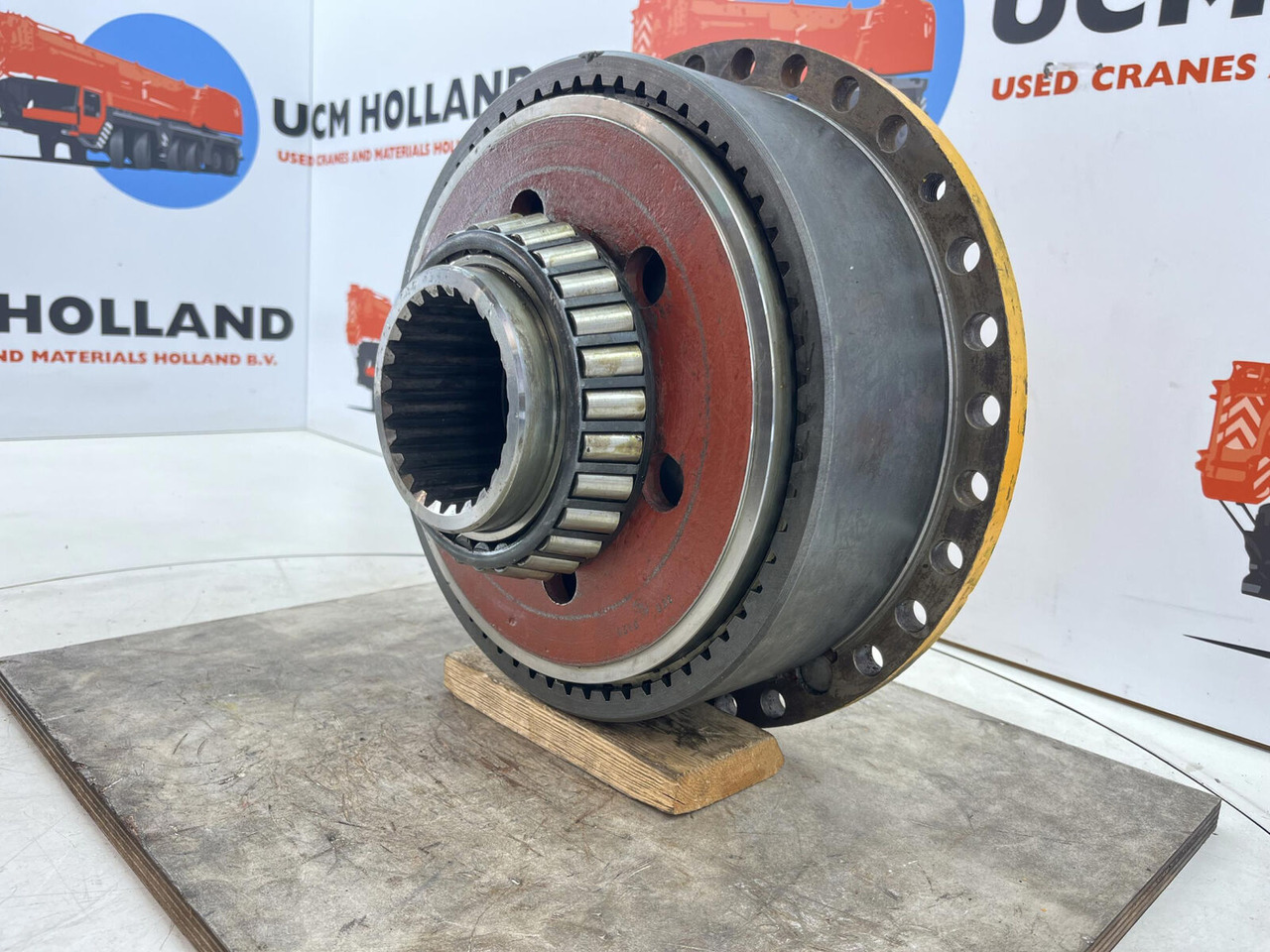 FAUN RTF 30 Planetary gear 15-23-63-36-3pl-H25-24 - Moteur de translation pour Grue: photos 3 FAUN RTF 30 Planetary gear 15-23-63-36-3pl-H25-24 - Moteur de translation pour Grue: photos 3