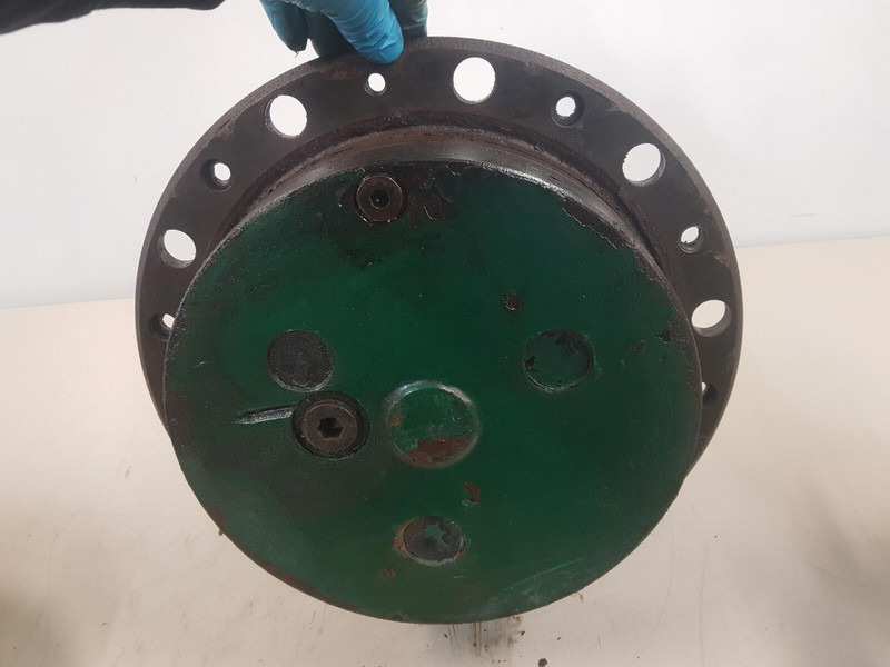 Faun ATF 30 axle 2 planetary gear 17-24-67-32-3pl-H7 low - Suspension pour Grue: photos 5 Faun ATF 30 axle 2 planetary gear 17-24-67-32-3pl-H7 low - Suspension pour Grue: photos 5