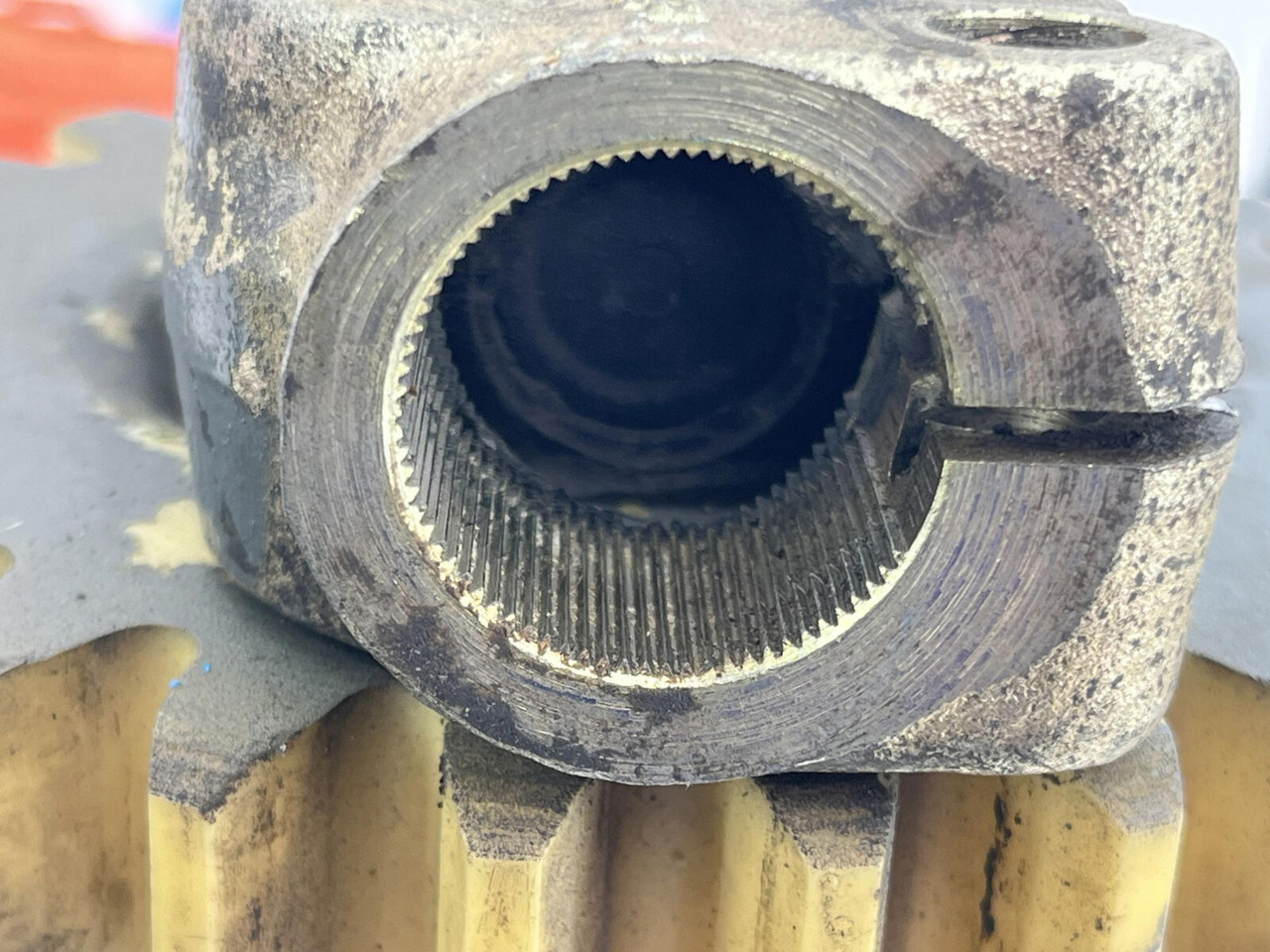 Boîtier de direction pour Grue mobile Grove GMK 2035 steering box: photos 8 Boîtier de direction pour Grue mobile Grove GMK 2035 steering box: photos 8