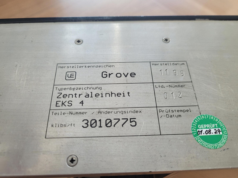 Grove GMK 3050 zentraleinheit EKS4 - Bloc de gestion pour Grue: photos 3 Grove GMK 3050 zentraleinheit EKS4 - Bloc de gestion pour Grue: photos 3