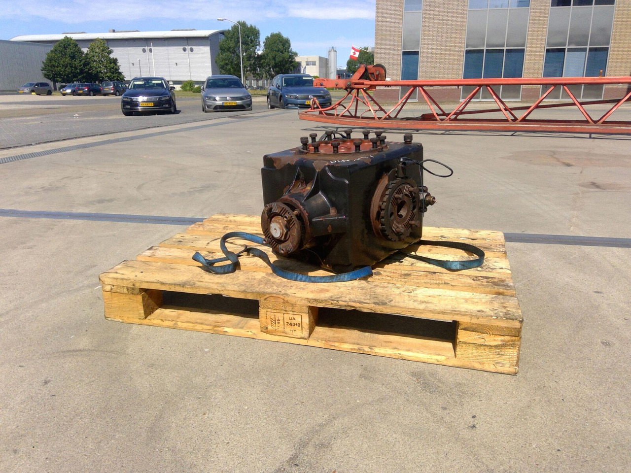 Grove GMK 3055 diff box axle 1 - Différentiel pour Grue mobile: photos 1 Grove GMK 3055 diff box axle 1 - Différentiel pour Grue mobile: photos 1