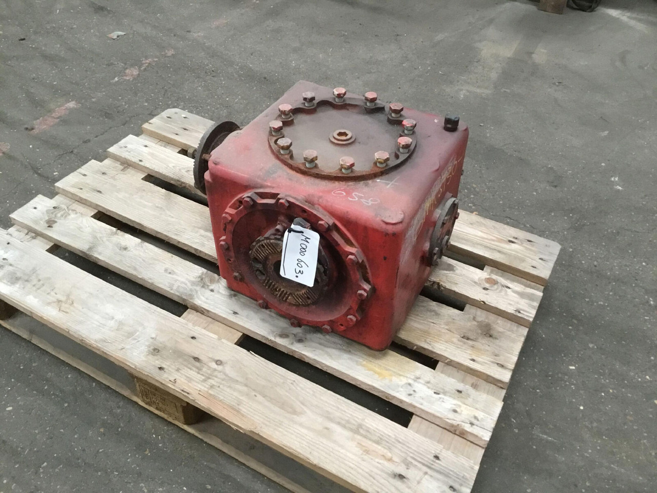 Grove GMK 5130-1 axle 2 diff box - Différentiel pour Grue mobile: photos 3 Grove GMK 5130-1 axle 2 diff box - Différentiel pour Grue mobile: photos 3