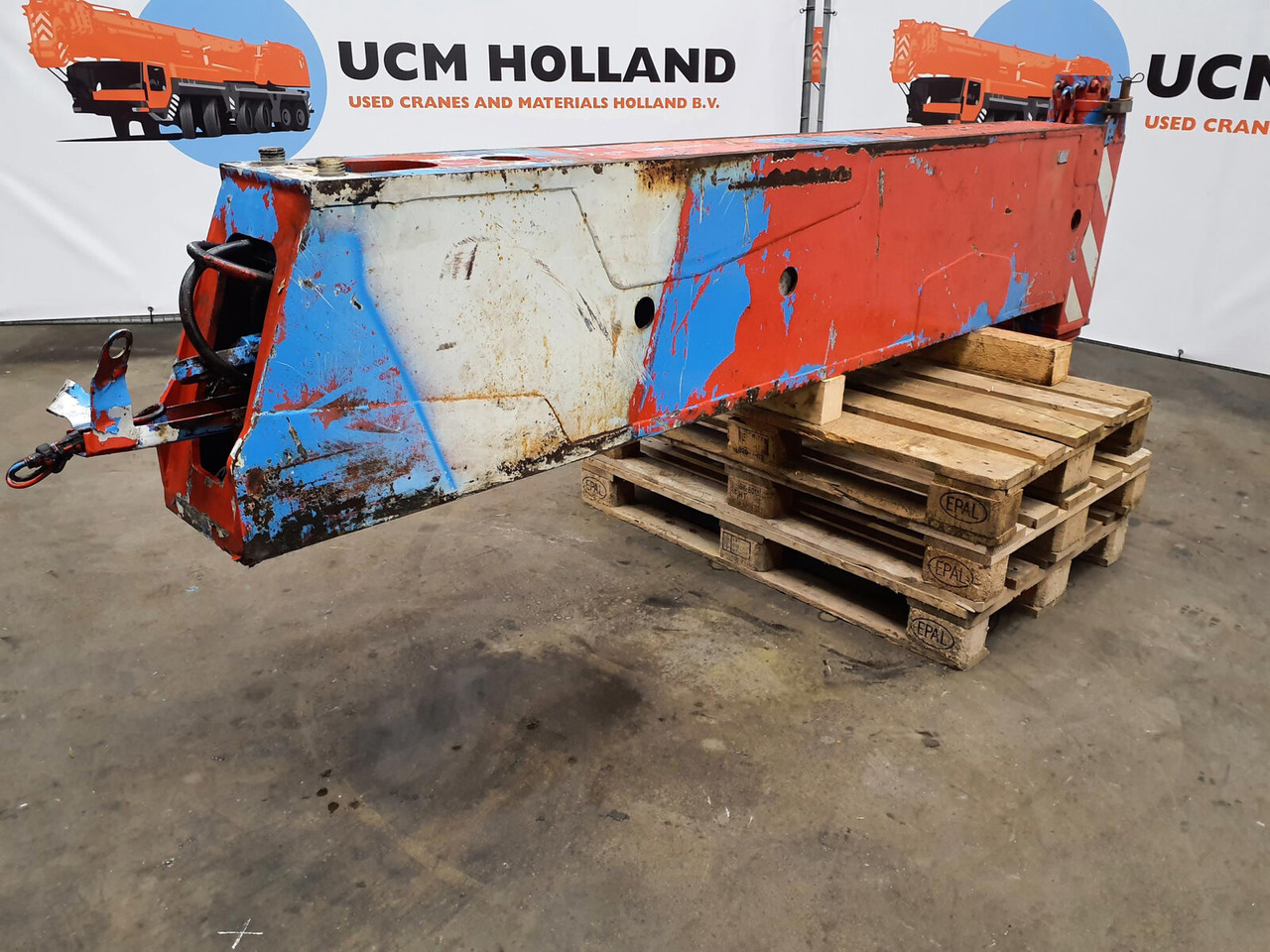 Grove GMK 5130-1 outrigger beam complete rear - Suspension pour Grue mobile: photos 4 Grove GMK 5130-1 outrigger beam complete rear - Suspension pour Grue mobile: photos 4