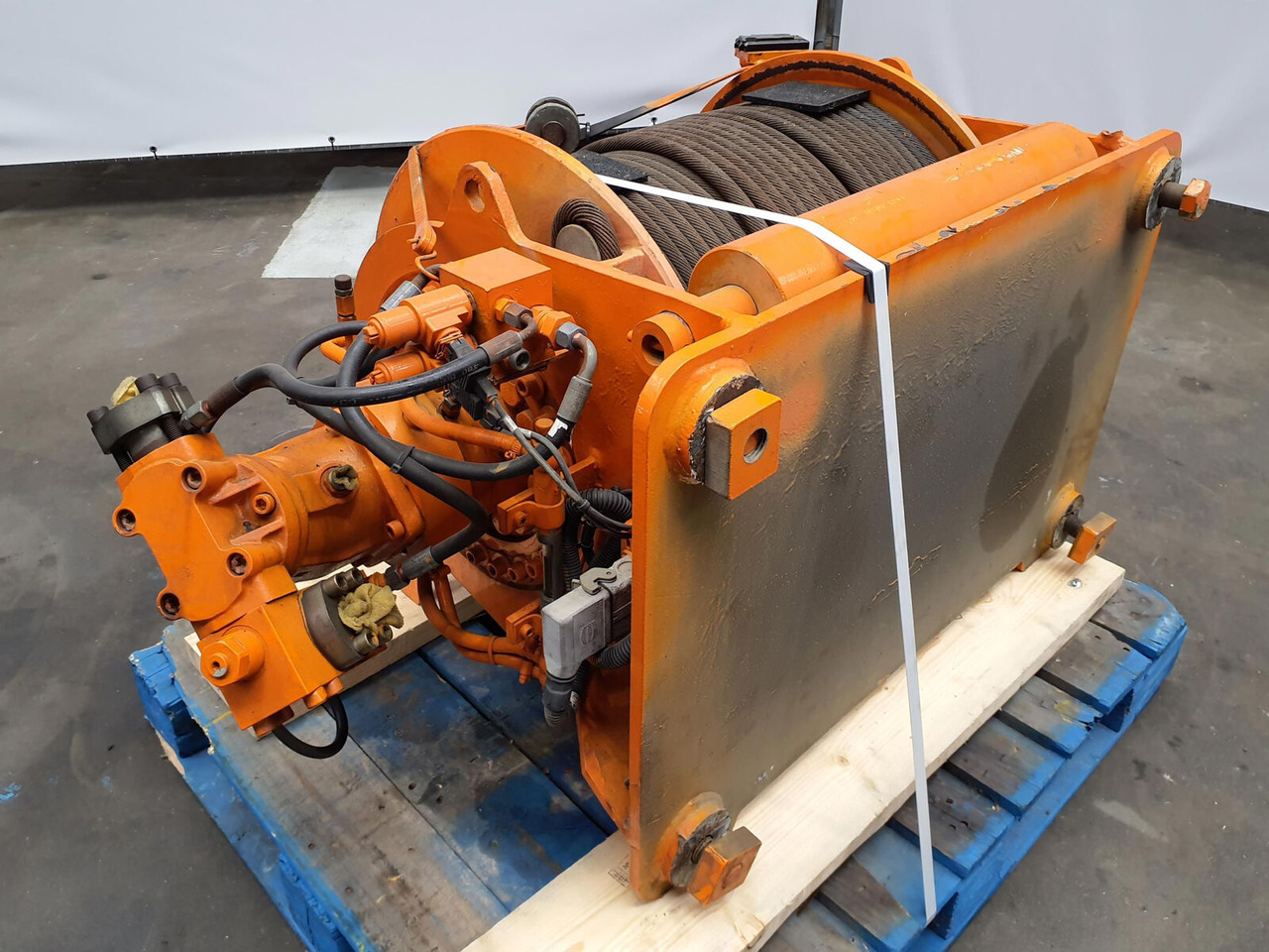 Grove GMK 5130-2 winch - Treuil pour Grue mobile: photos 4 Grove GMK 5130-2 winch - Treuil pour Grue mobile: photos 4