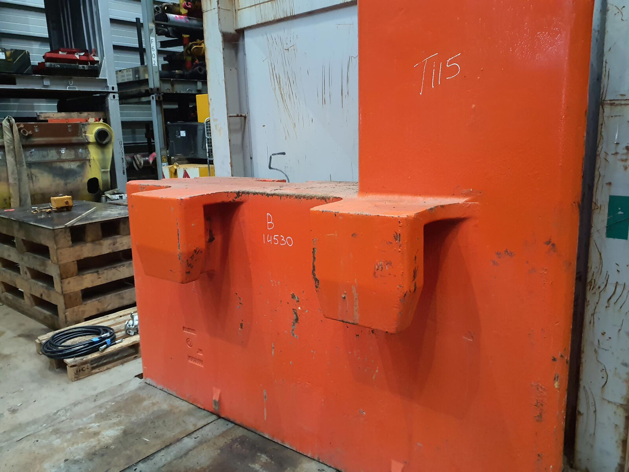 Grove GMK 6250/6300 counterweight 15 ton right side - Contrepoids pour Grue mobile: photos 2 Grove GMK 6250/6300 counterweight 15 ton right side - Contrepoids pour Grue mobile: photos 2